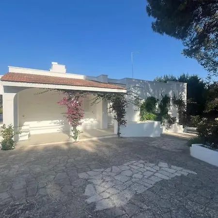 Willa Bouganville 2 *