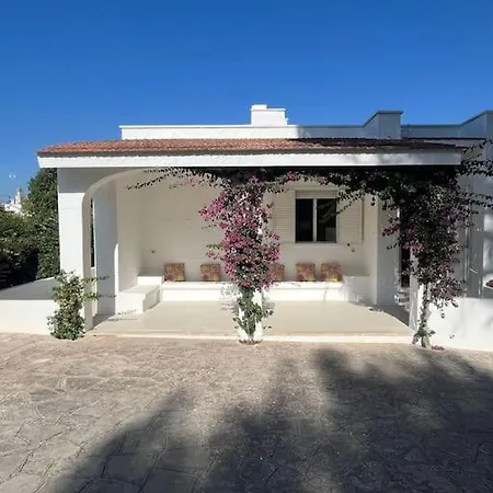 Willa Bouganville 2 Ostuni